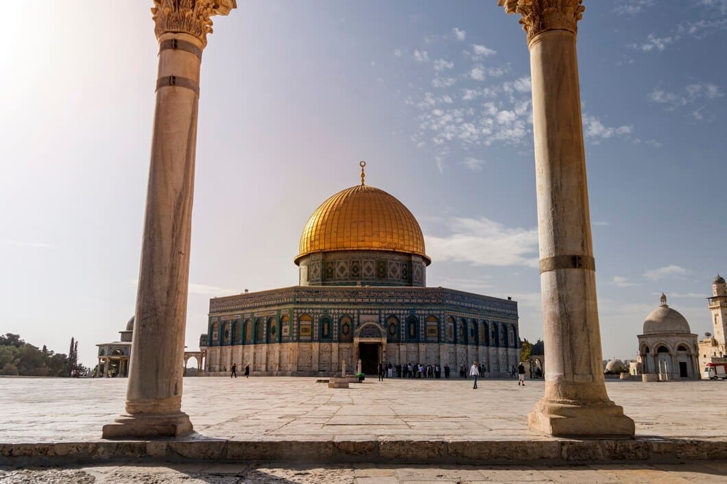 Cultural and religious tour from Calgary